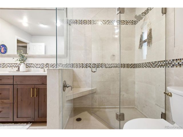 11835 Swadley Dr, Lakewood, CO 80215