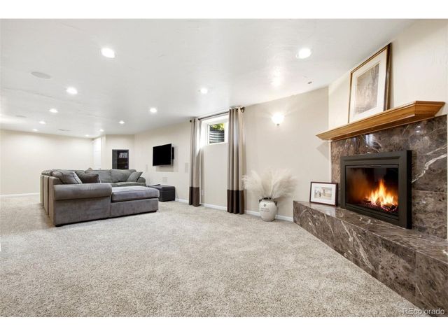 11835 Swadley Dr, Lakewood, CO 80215