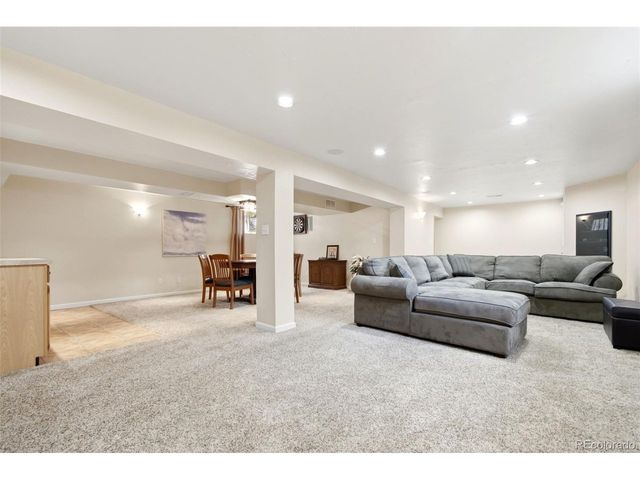11835 Swadley Dr, Lakewood, CO 80215