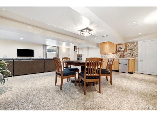 11835 Swadley Dr, Lakewood, CO 80215