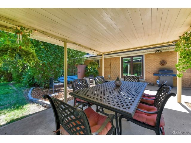 11835 Swadley Dr, Lakewood, CO 80215