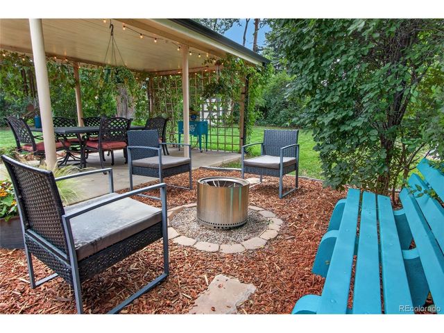 11835 Swadley Dr, Lakewood, CO 80215