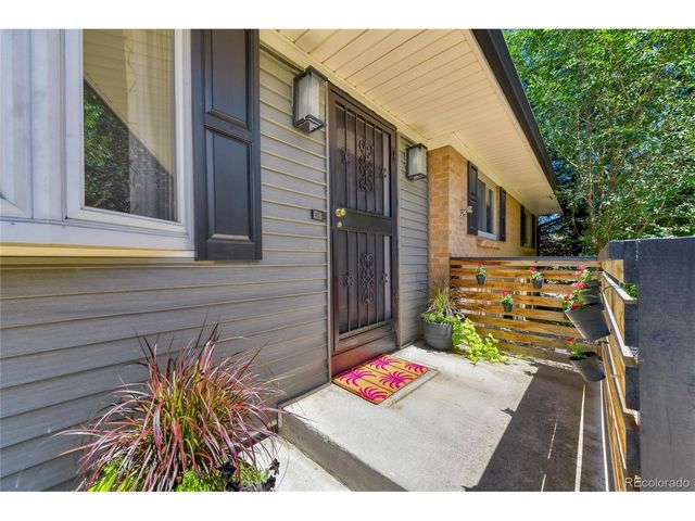 11835 Swadley Dr, Lakewood, CO 80215