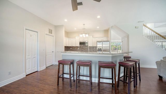 152 NEW BRITON COURT, Bradenton, FL 34212