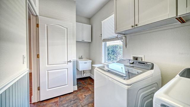 152 NEW BRITON COURT, Bradenton, FL 34212