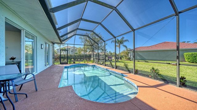 152 NEW BRITON COURT, Bradenton, FL 34212