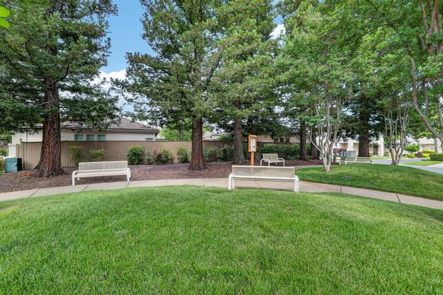 744 Mulbarton Ct, Folsom, CA 95630