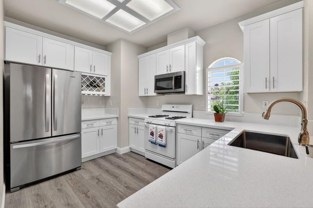 744 Mulbarton Ct, Folsom, CA 95630