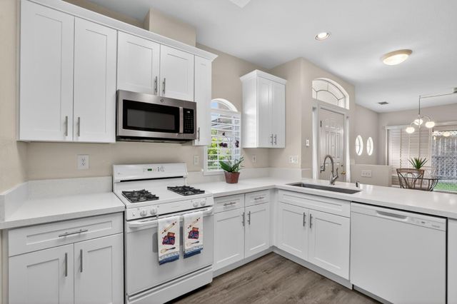 744 Mulbarton Ct, Folsom, CA 95630