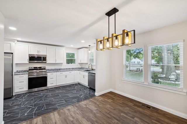 6150 E Brainerd Road, Chattanooga, TN 37421