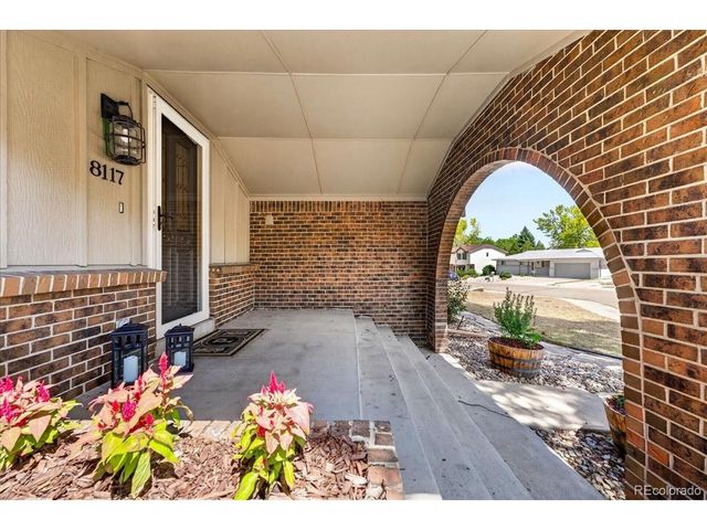 8117 S Lamar Ct, Littleton, CO 80128