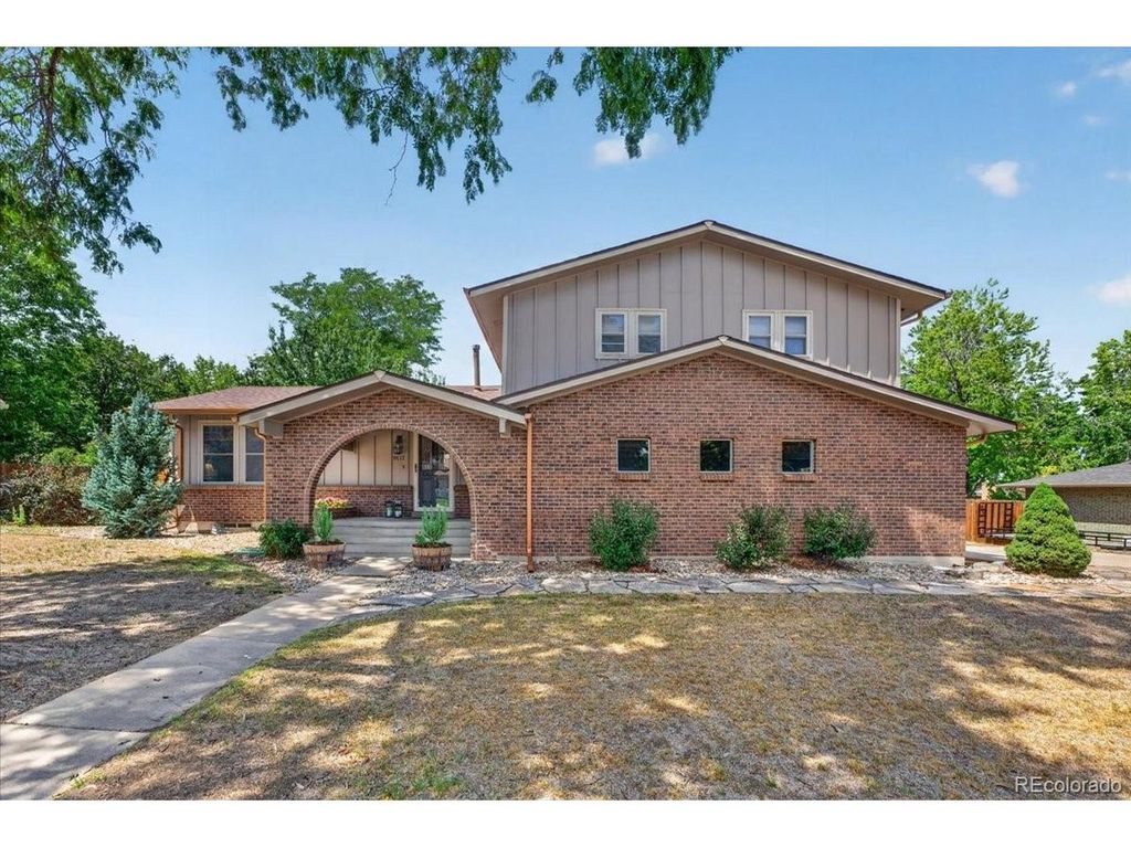 8117 S Lamar Ct, Littleton, CO 80128