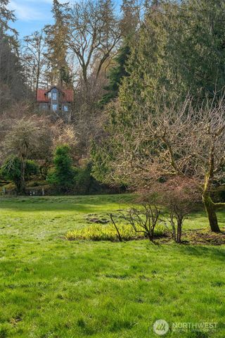 12825 SW Ober Beach Road, Vashon, WA 98070