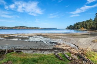 12825 SW Ober Beach Road, Vashon, WA 98070