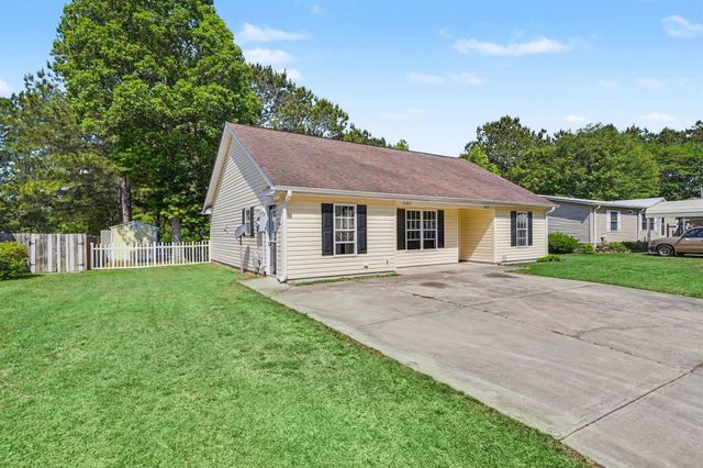 2007 Phoenix Dr., Conway, SC 29526