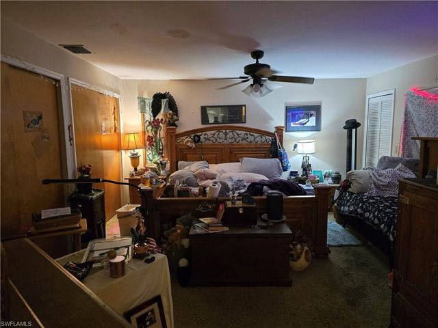 320 SE 2nd ST, Cape Coral, FL 33990