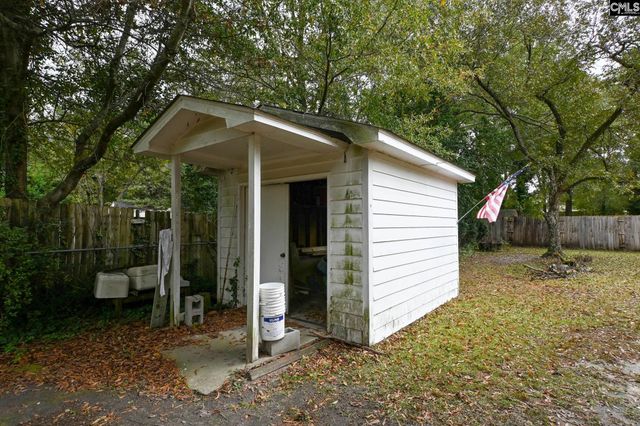 608 Academy Street, Batesburg, SC 29006