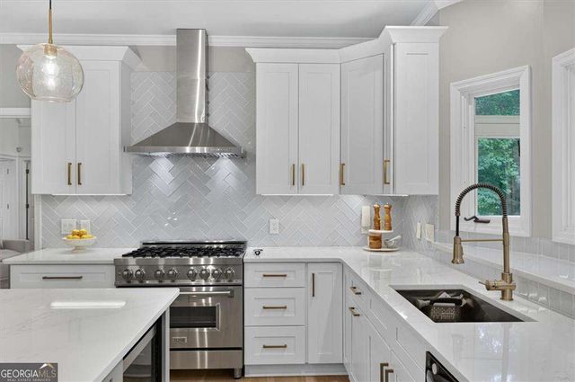125 Lazy Laurel Chase, Roswell, GA 30076
