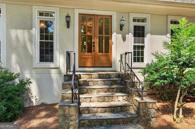 125 Lazy Laurel Chase, Roswell, GA 30076
