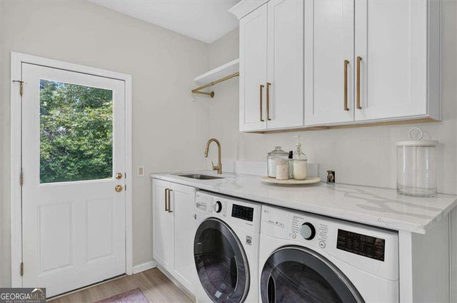125 Lazy Laurel Chase, Roswell, GA 30076