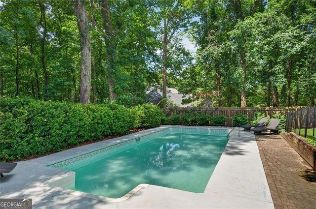 125 Lazy Laurel Chase, Roswell, GA 30076