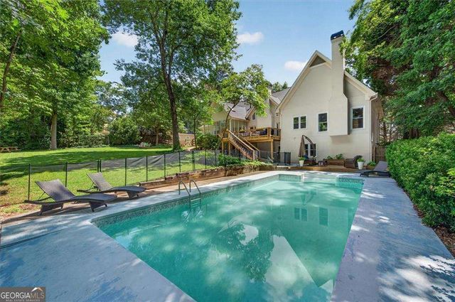 125 Lazy Laurel Chase, Roswell, GA 30076