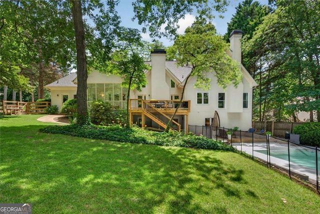 125 Lazy Laurel Chase, Roswell, GA 30076