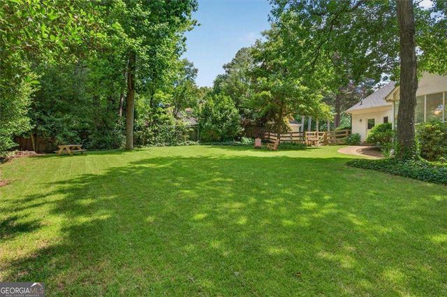 125 Lazy Laurel Chase, Roswell, GA 30076