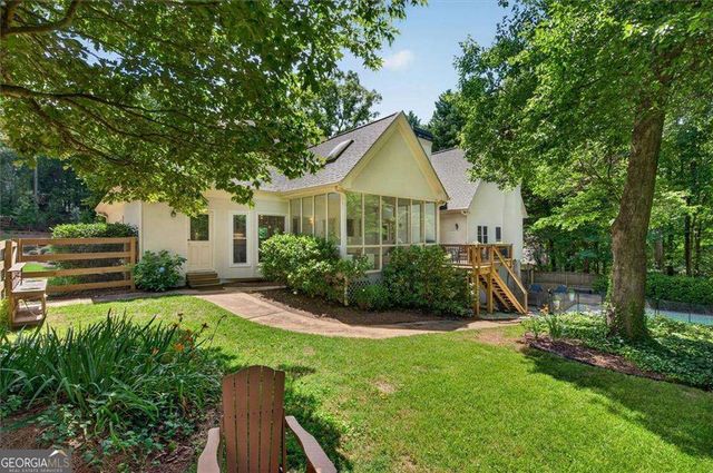 125 Lazy Laurel Chase, Roswell, GA 30076
