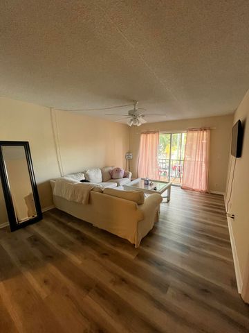 460 NW 20th Street 2070, Boca Raton, FL 33431