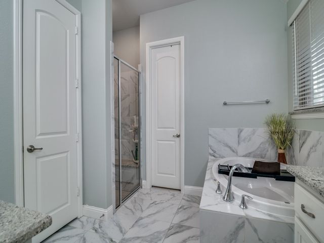 918 Colby Bluff Drive, Rockwall, TX 75087