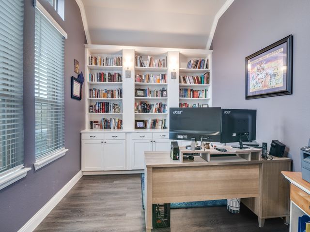 918 Colby Bluff Drive, Rockwall, TX 75087