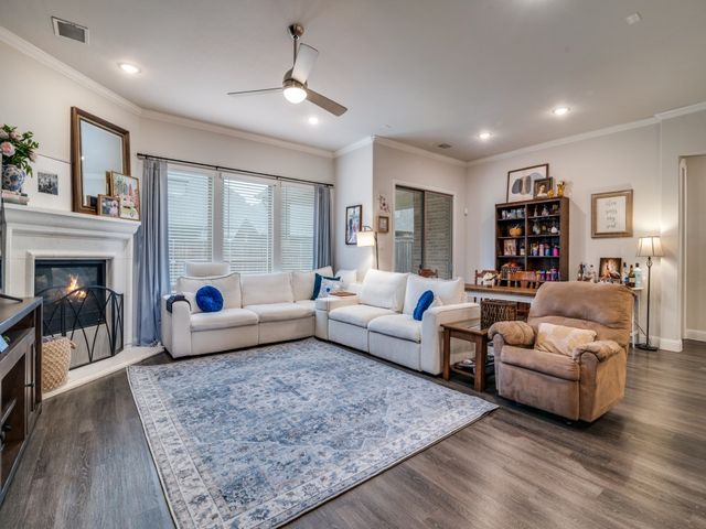 918 Colby Bluff Drive, Rockwall, TX 75087