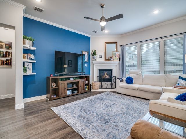 918 Colby Bluff Drive, Rockwall, TX 75087