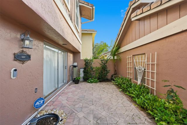 4337 Coral Springs Dr 1H, Coral Springs, FL 33065