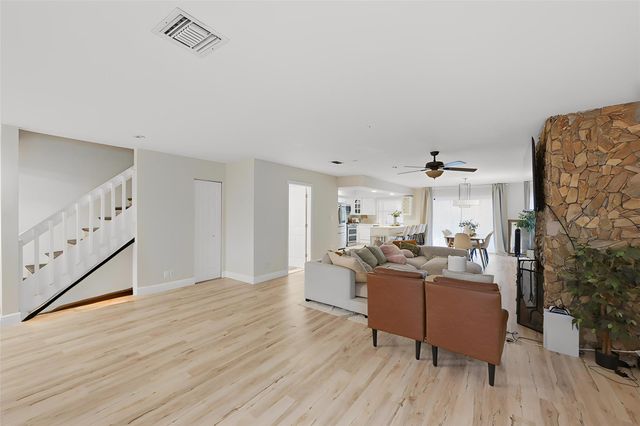 4337 Coral Springs Dr 1H, Coral Springs, FL 33065