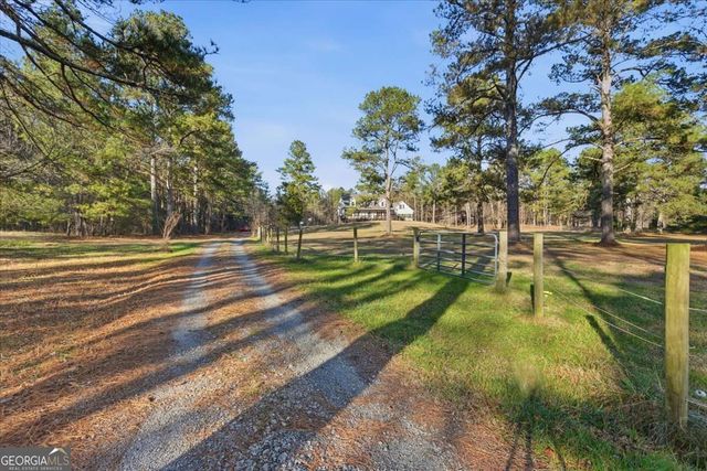 11 Appaloosa Court, Taylorsville, GA 30178