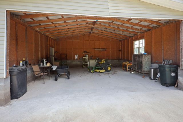 124 Roverbend Road, Cross, SC 29436