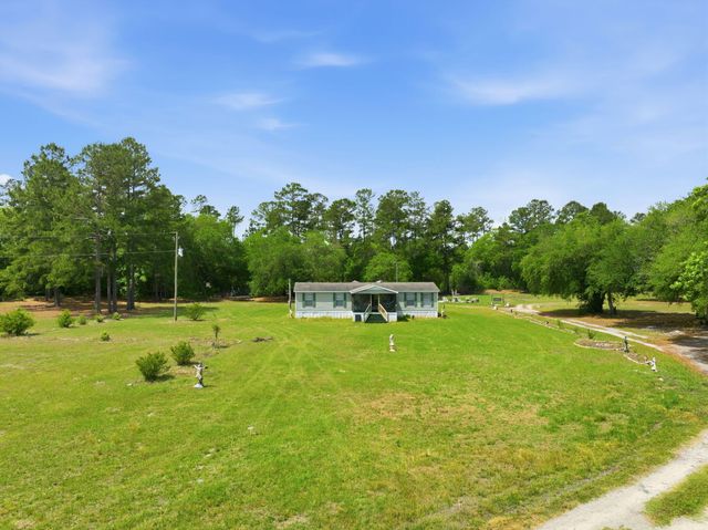 124 Roverbend Road, Cross, SC 29436