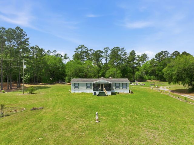 124 Roverbend Road, Cross, SC 29436
