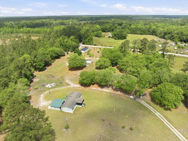 124 Roverbend Road, Cross, SC 29436