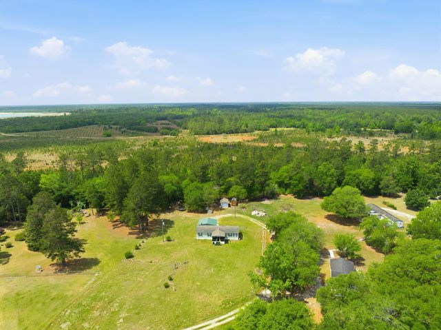 124 Roverbend Road, Cross, SC 29436