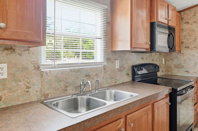 124 Roverbend Road, Cross, SC 29436