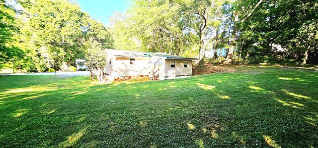 508 S Church Ave, Landrum, SC 29356