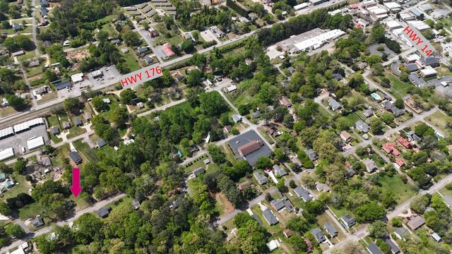 508 S Church Ave, Landrum, SC 29356