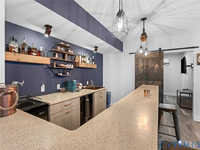 7118 Maple Summit Ln, Moseley, VA 23120