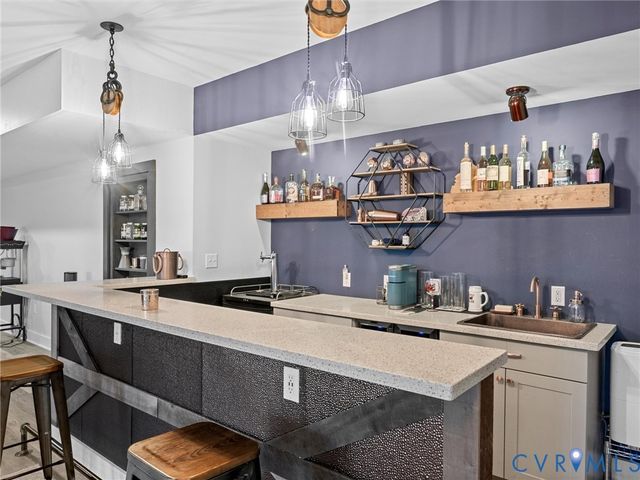7118 Maple Summit Ln, Moseley, VA 23120