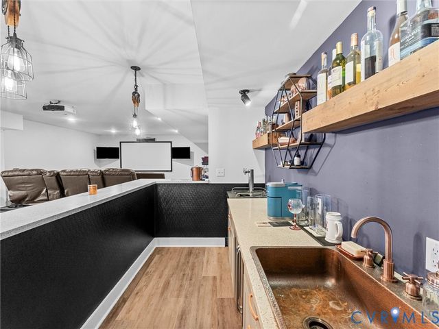 7118 Maple Summit Ln, Moseley, VA 23120