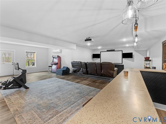 7118 Maple Summit Ln, Moseley, VA 23120