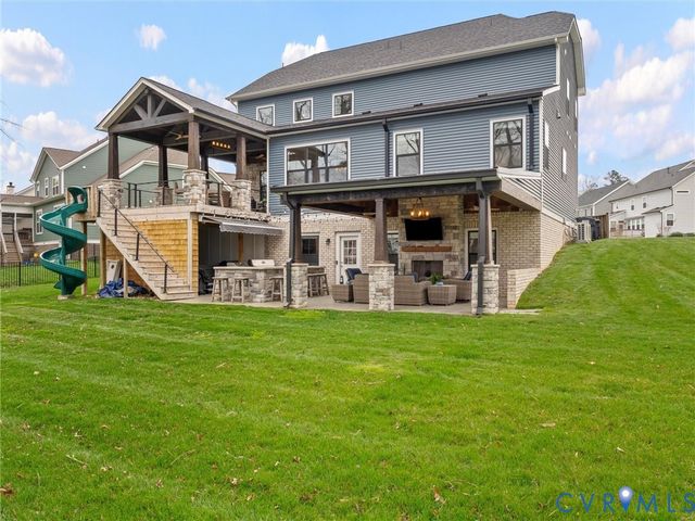 7118 Maple Summit Ln, Moseley, VA 23120